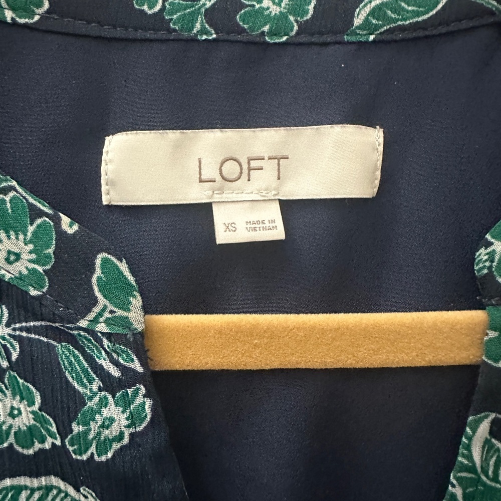 LOFT Navy Floral Long Sleeve Tiered Dress - Size XS - Picture 8 of 8